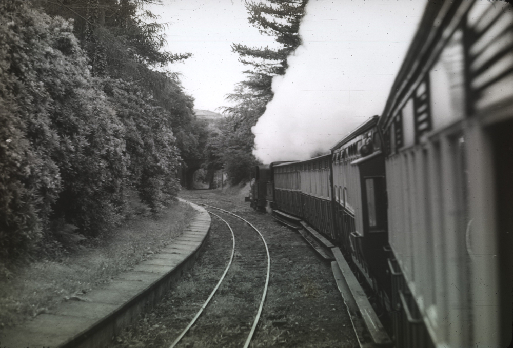 IOM double headed passing Union Mills