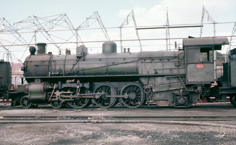 WAGR Pacific No 727 at East Perth
