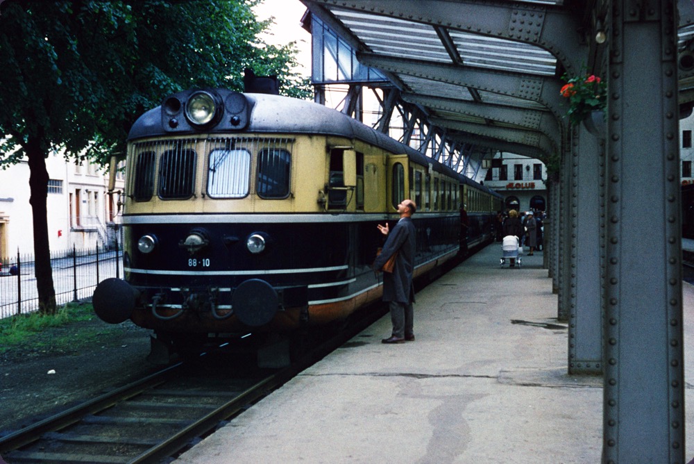 Chatting with the driver at Bergen