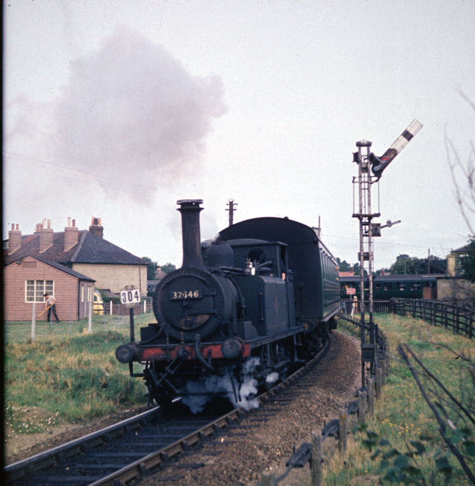 32646 on Hayling Billy