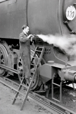 Draining Q1 lube lines