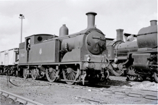M7 30043 at Feltham